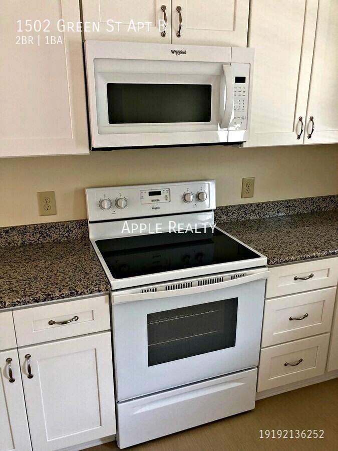 1502 Green St Apt B - Photo 5 of 16