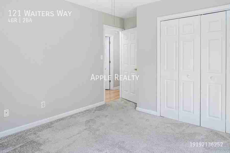 121 Waiters Way - Photo 7 of 34