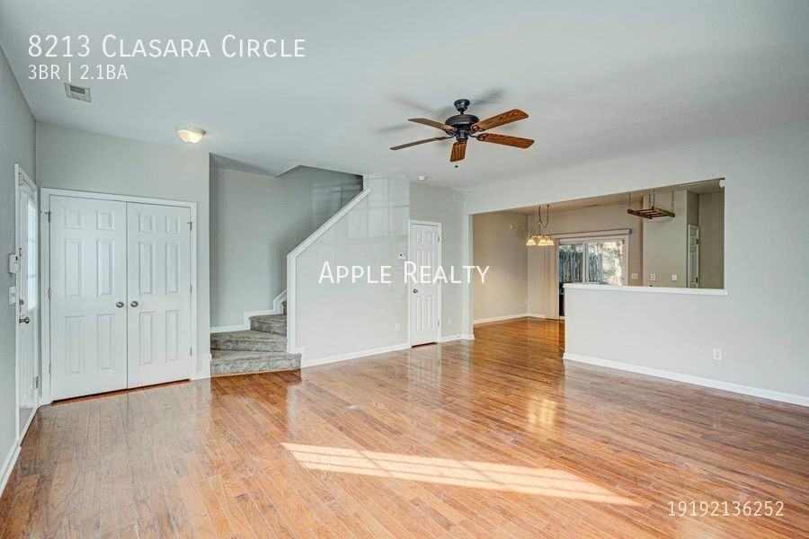 8213 Clasara Cir - Photo 3 of 24