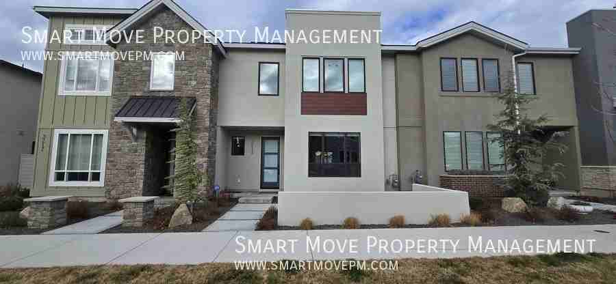 3213 S Shadywood Way - Photo 2 of 47