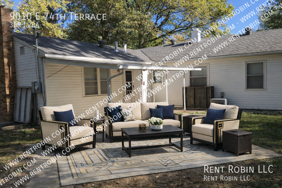 9010 E 74th Ter - Photo 2 of 13