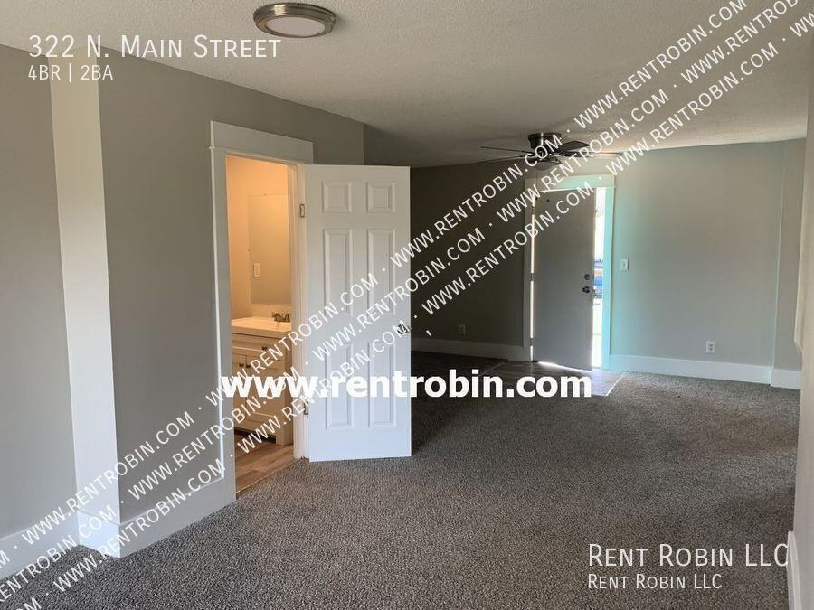 322 N Main St - Photo 3 of 22