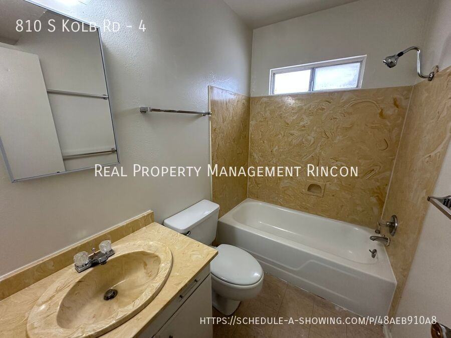 810 S Kolb Rd #4 - Photo 4 of 8