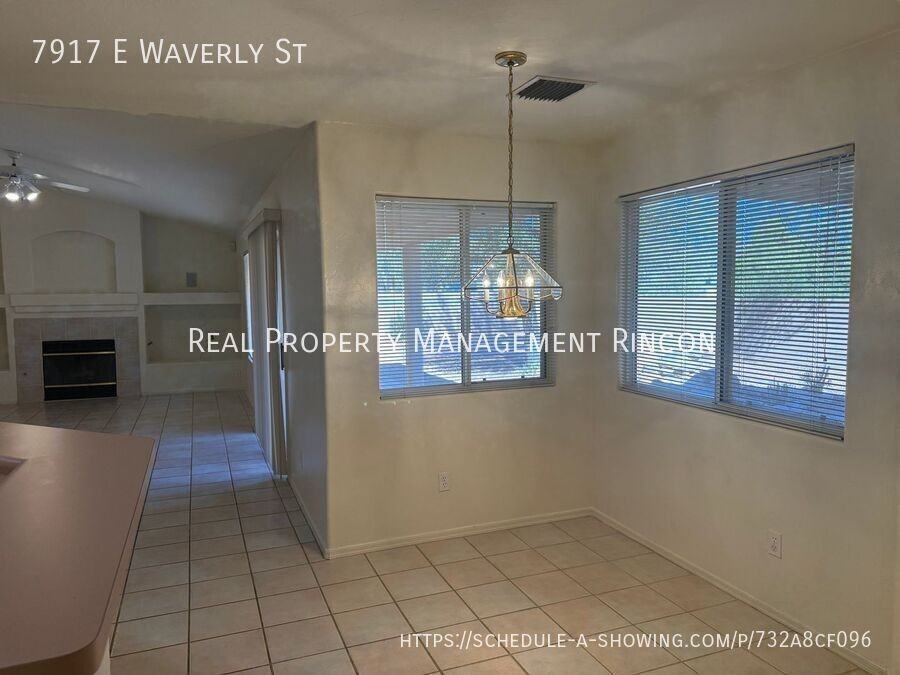 7917 E Waverly St - Photo 4 of 29