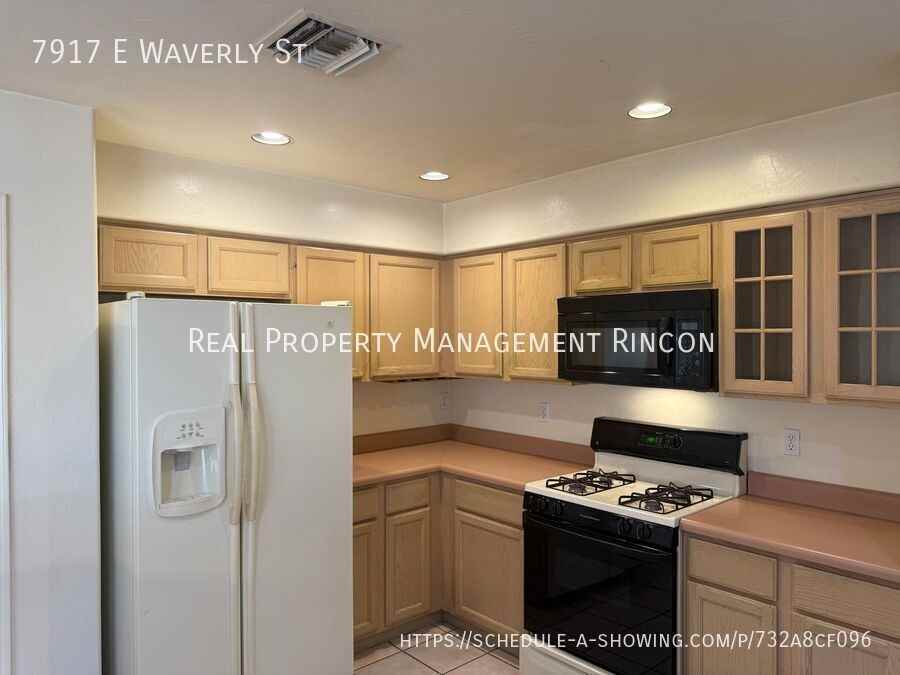 7917 E Waverly St - Photo 5 of 29