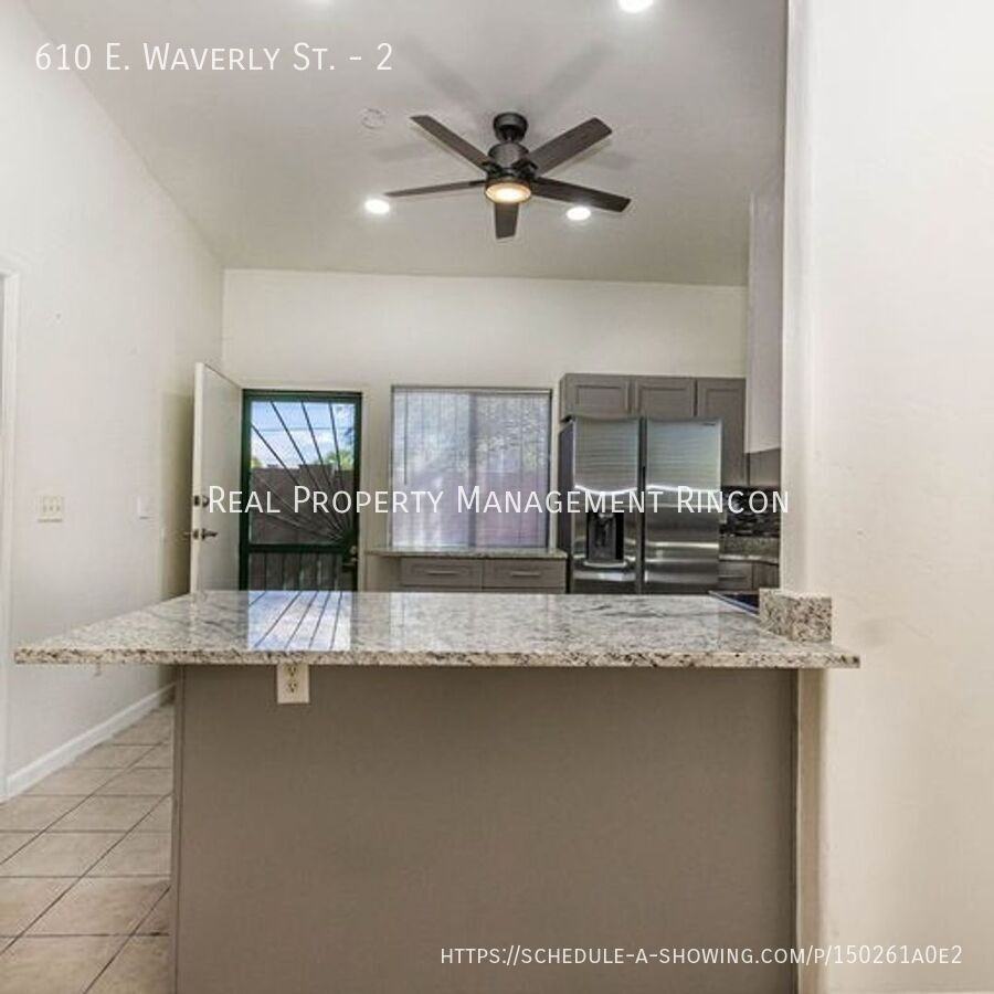 610 E Waverly St #2 - Photo 4 of 23