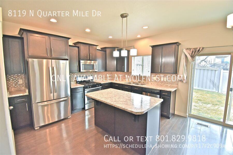 8119 N Quarter Mile Dr - Photo 7 of 50