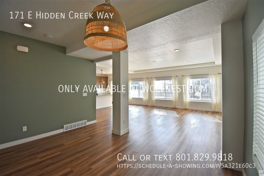 171 E Hidden Creek Way - Photo 6 of 37