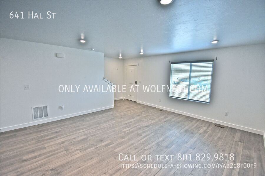 641 Hal St - Photo 4 of 32