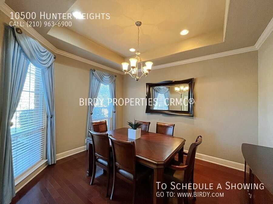 10500 Hunter Hts - Photo 3 of 50