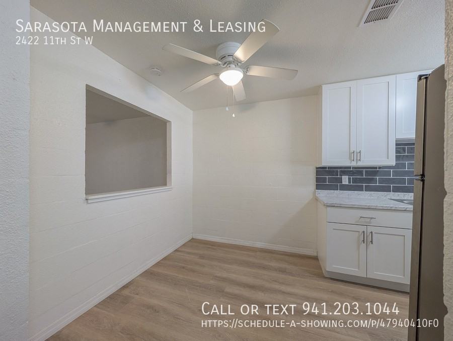 2422 11th St W - Photo 3 of 20