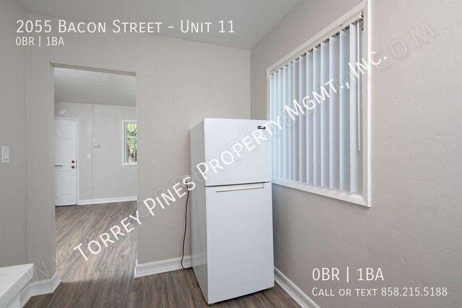 2055 Bacon St #11 - Photo 7 of 17