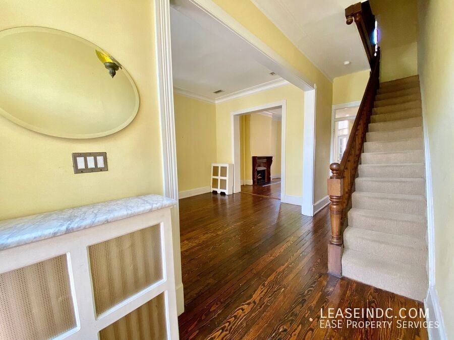 1501 R St Nw - Photo 2 of 32