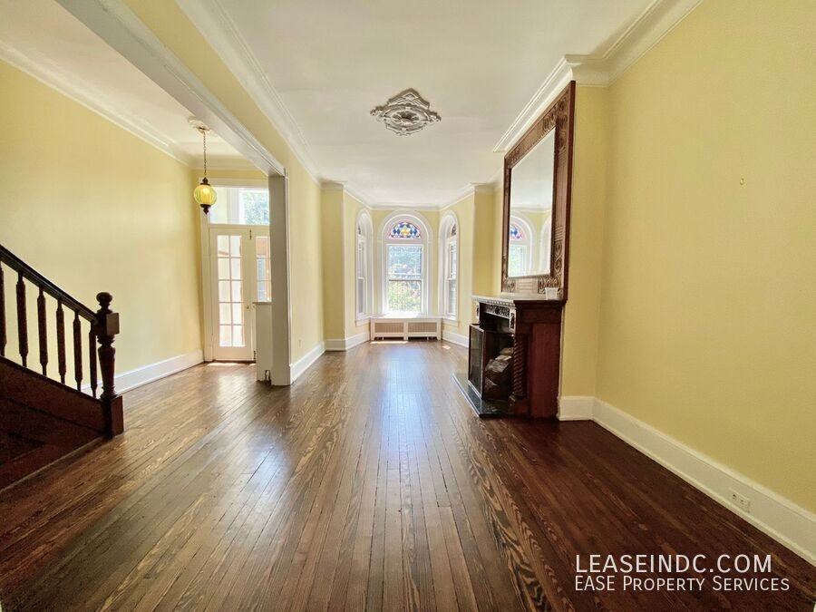 1501 R St Nw - Photo 4 of 32