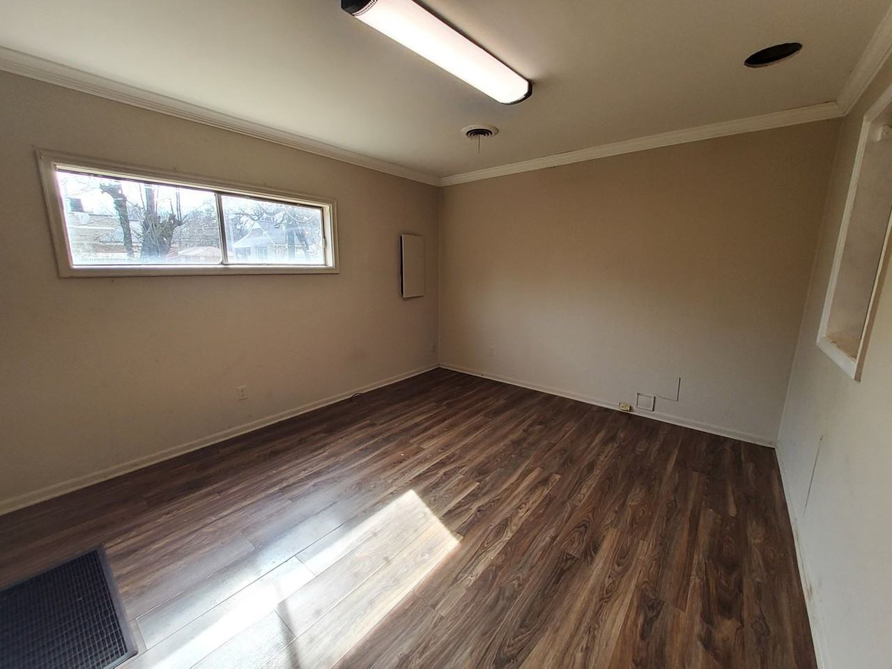 5737 Nail Rd - Photo 5 of 13