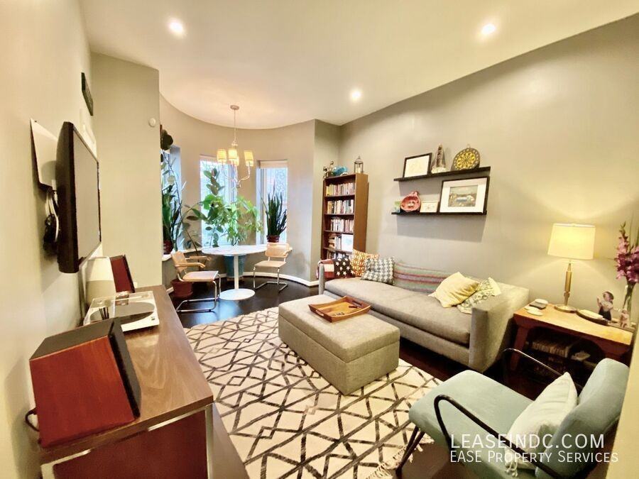 1612 6th St Nw #2 - Photo 2 of 33