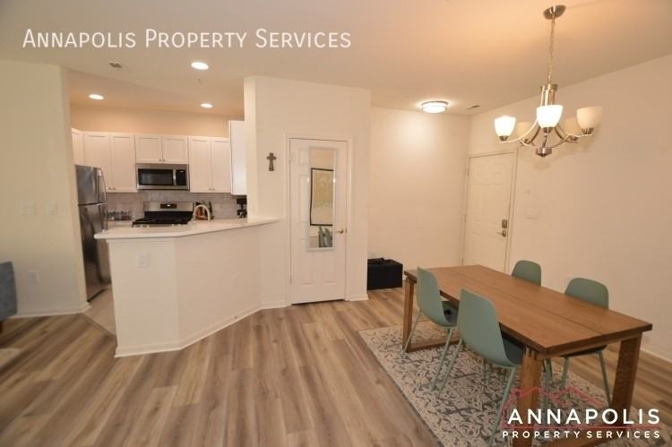 504 Mathias Hammond Way #101 - Photo 4 of 32