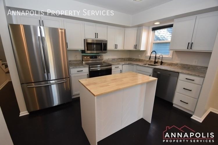 114 Oakwood Rd - Photo 2 of 28