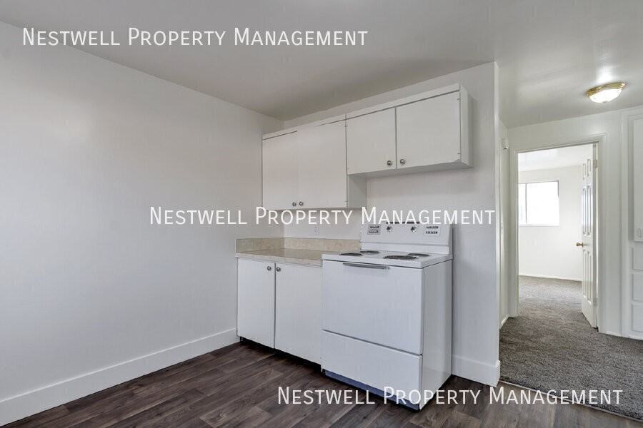 2465 E 3300 S #B - Photo 2 of 19