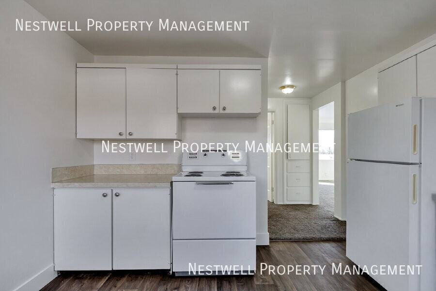 2465 E 3300 S #B - Photo 3 of 19