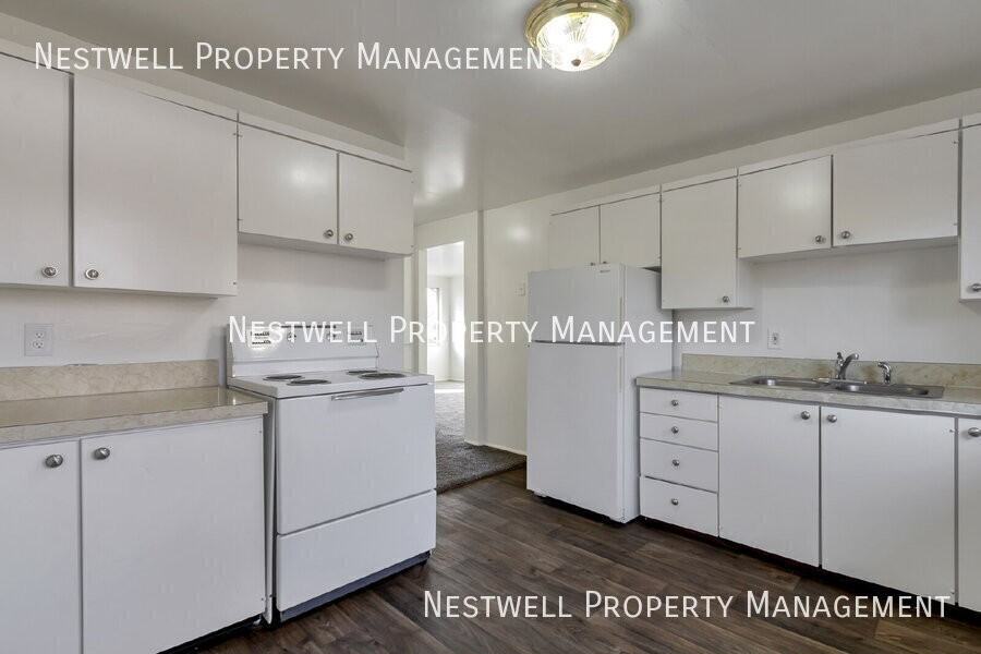 2465 E 3300 S #B - Photo 4 of 19