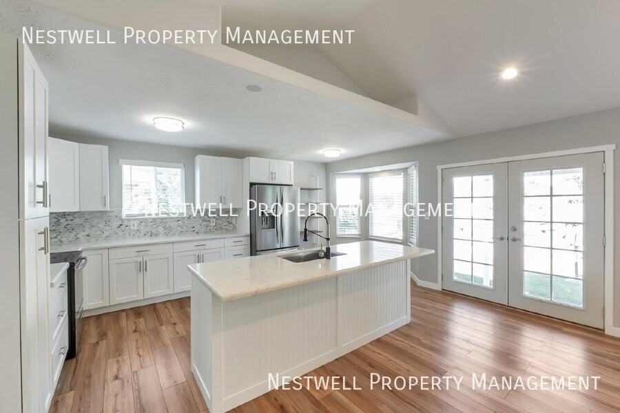 3641 S Sunrise Dr - Photo 4 of 29