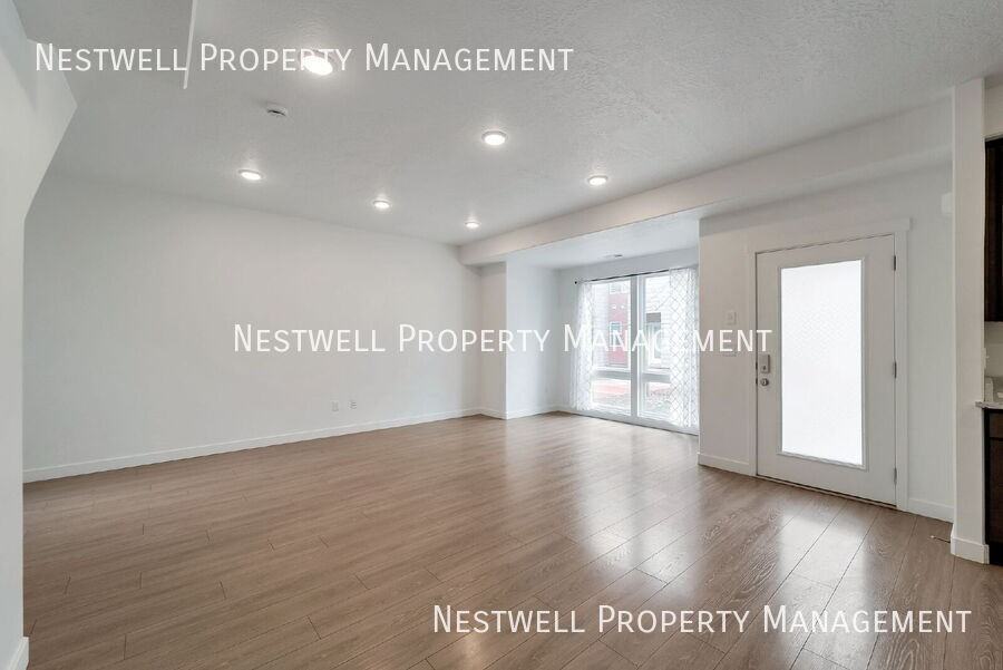 4993 W Daybreak Pkwy - Photo 2 of 30