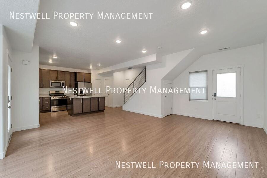 4993 W Daybreak Pkwy - Photo 5 of 30