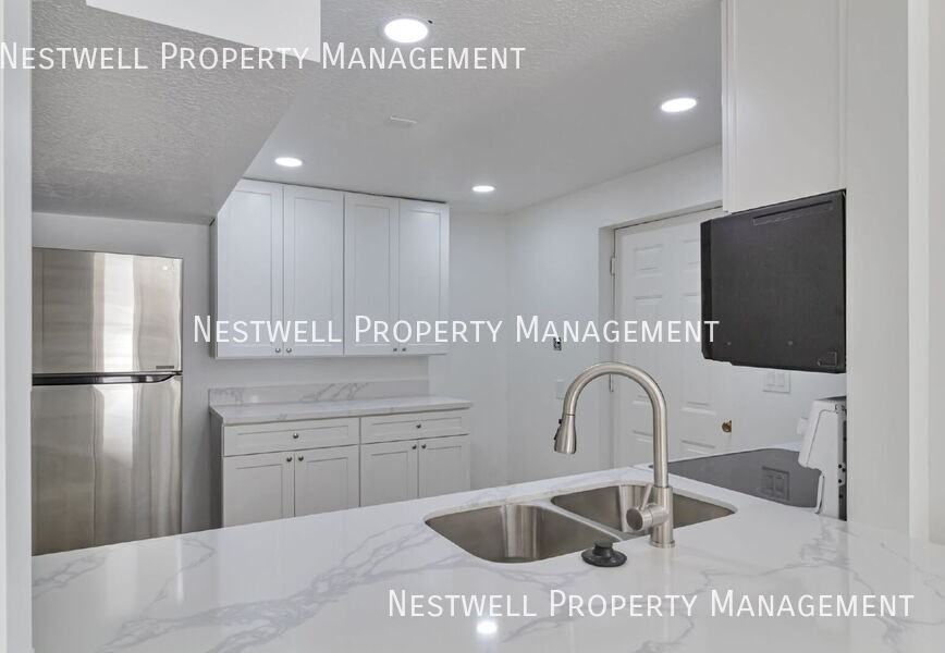 416 S Mountain Rd #B - Photo 7 of 35