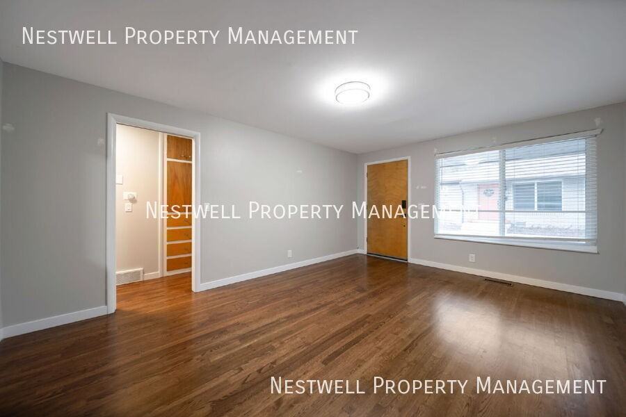 2549 E 3300 S - Photo 2 of 7