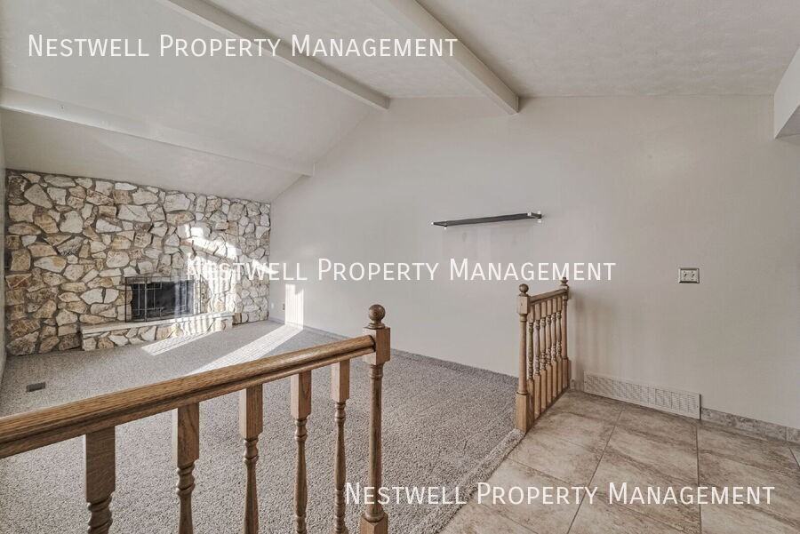 1826 W Lawrence Cir - Photo 2 of 35