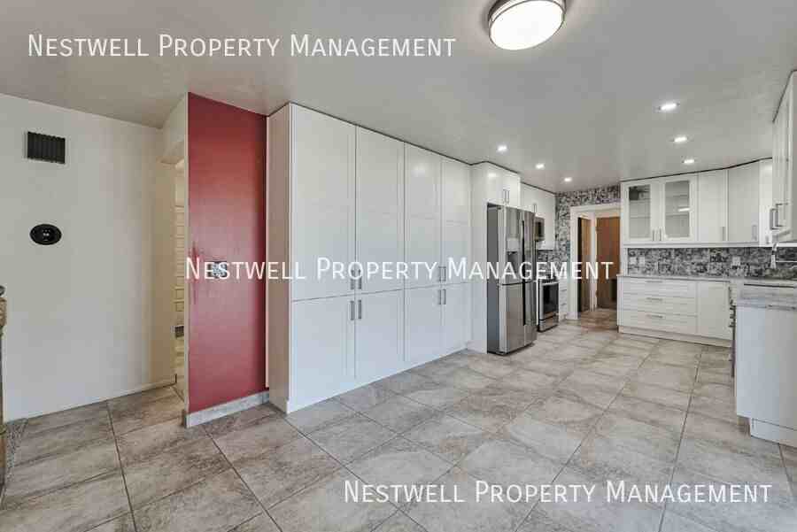 1826 W Lawrence Cir - Photo 5 of 35