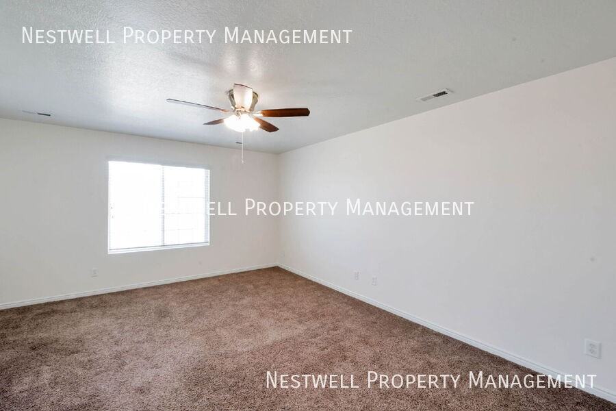 1805 E American Way #10 - Photo 6 of 20