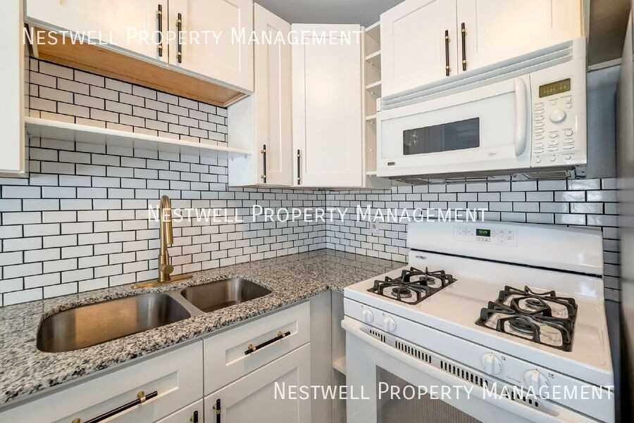 2719 S Downs Way - Photo 3 of 20