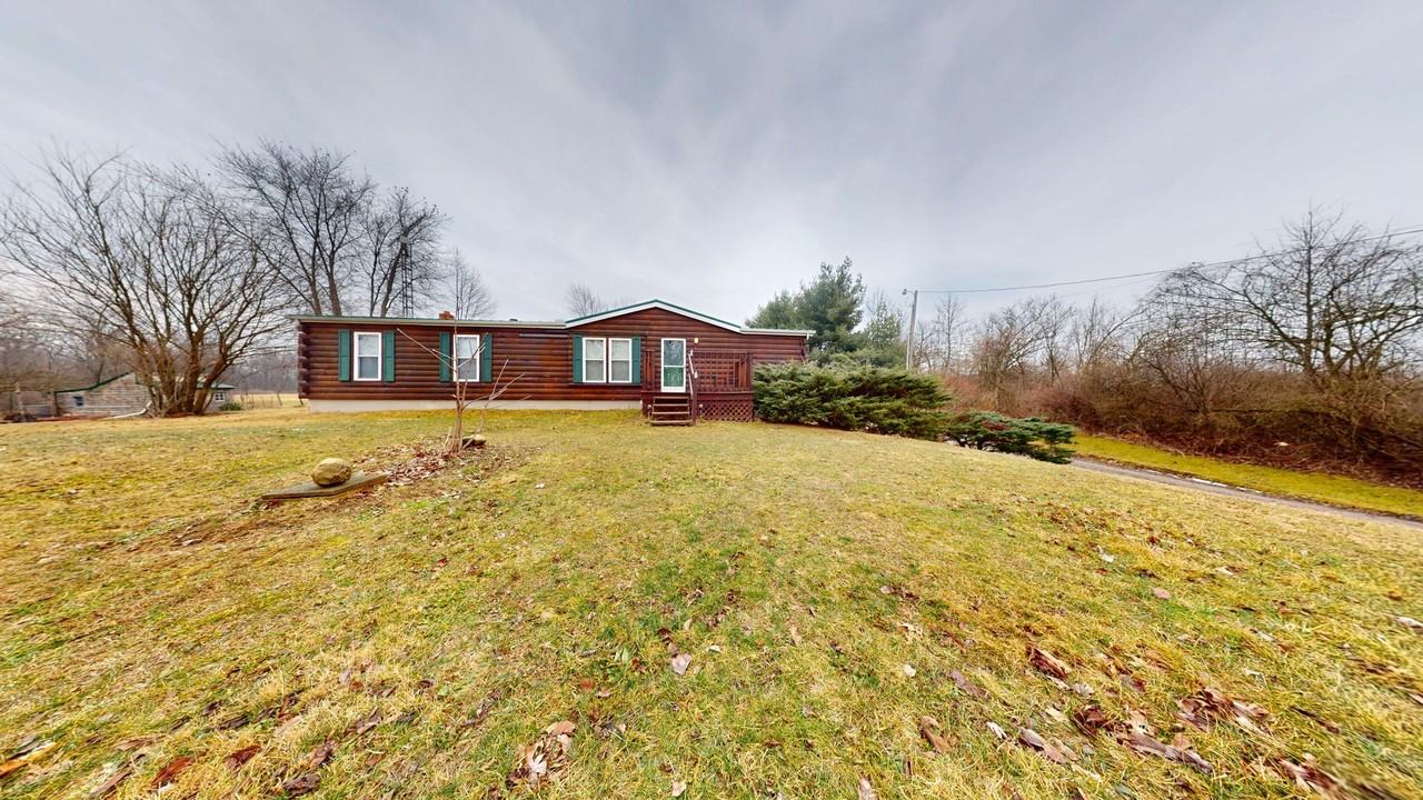 5228 Greenwich East Town Line Rd S - Photo 2 of 19