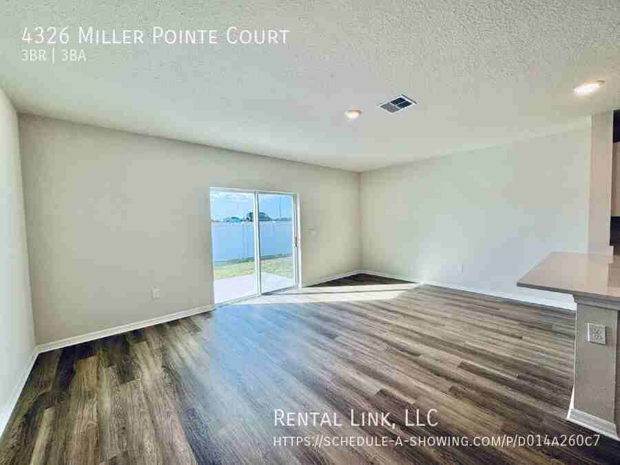4326 Miller Pointe Ct - Photo 4 of 37