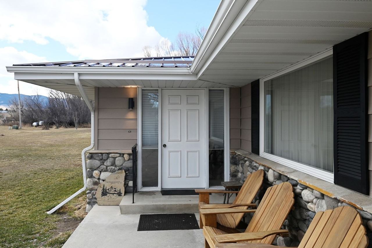 272 State Highway 335 - Photo 4 of 40