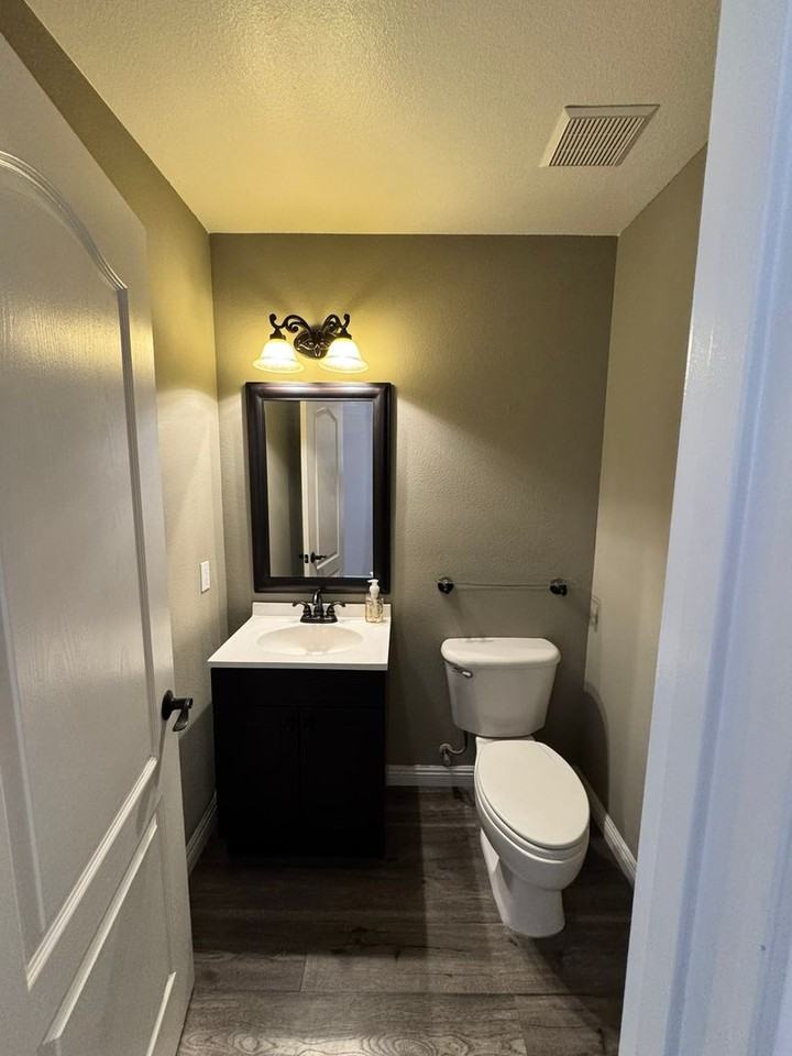 3752 Perugia Ct - Photo 3 of 31