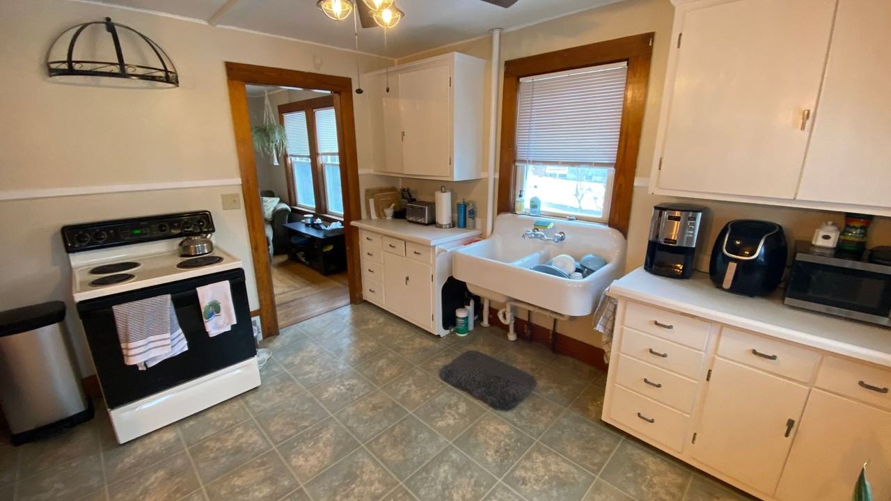 32 Florence St - Photo 6 of 21