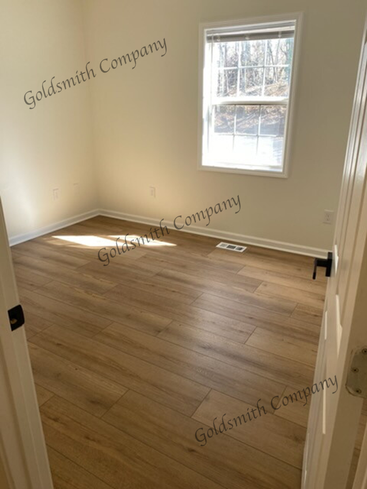 211A Hillandale Rd - Photo 5 of 6