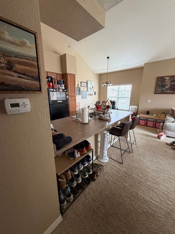 9498 Ashbury Cir #202 - Photo 4 of 29