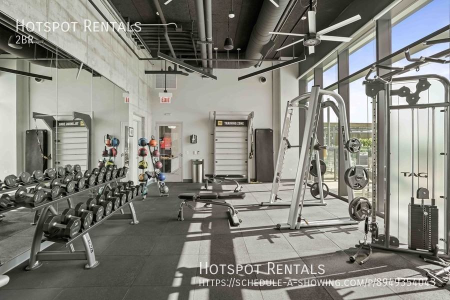 2111 S Wabash Ave #2-2PH - Photo 5 of 19