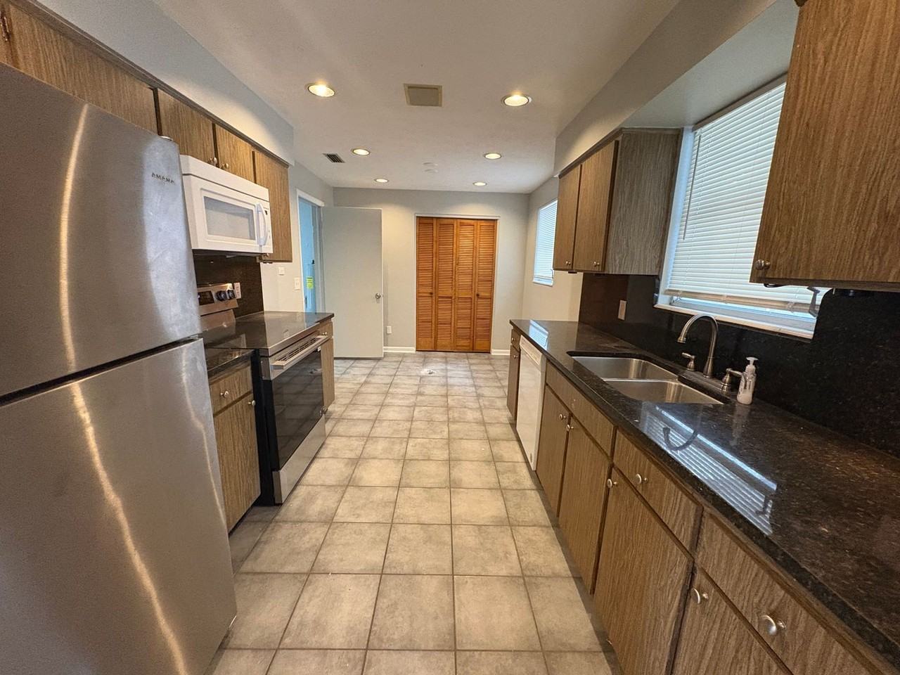 6868 Medellin Ct - Photo 4 of 19