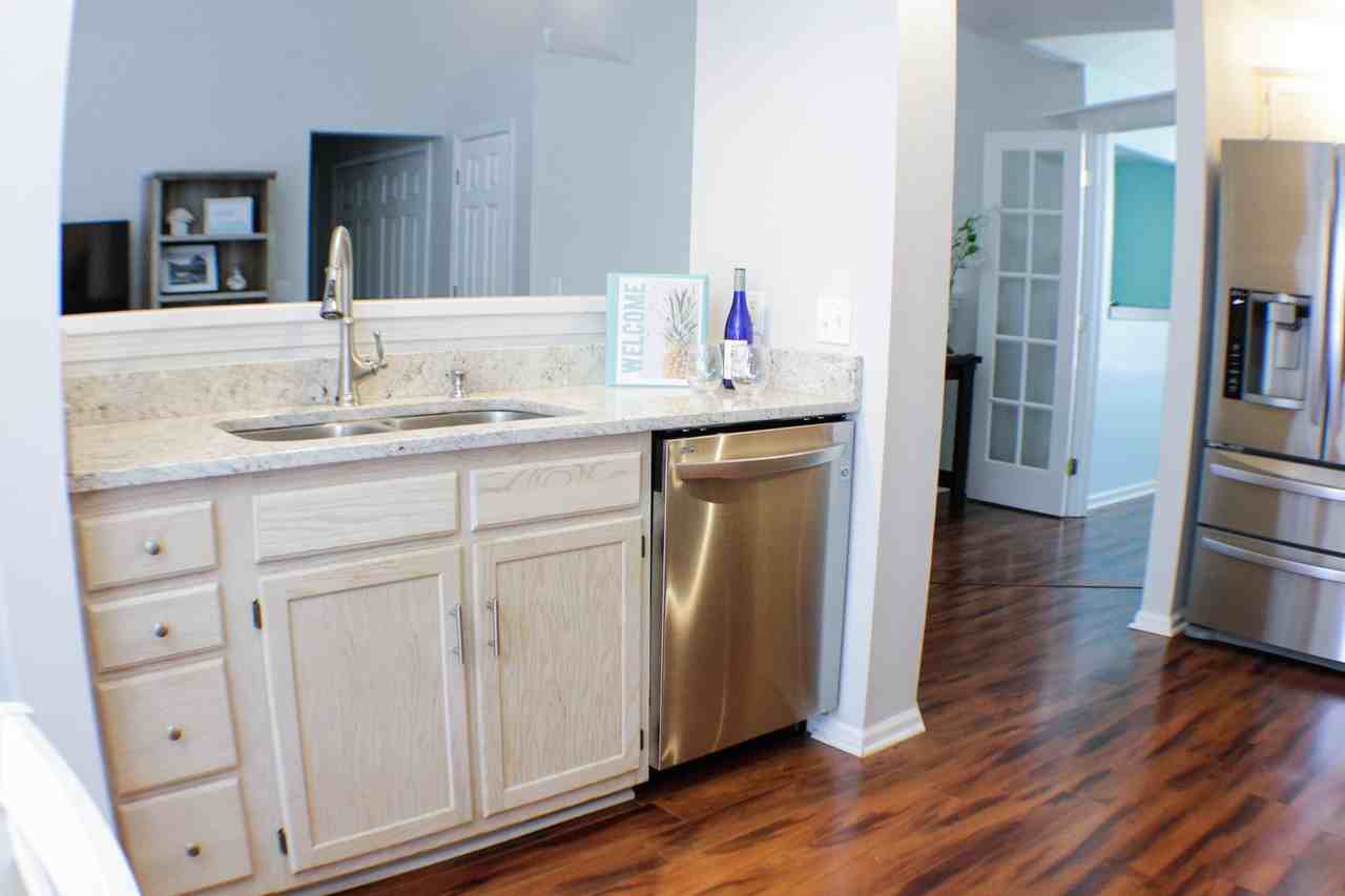 7 Teakwood Dr - Photo 7 of 20