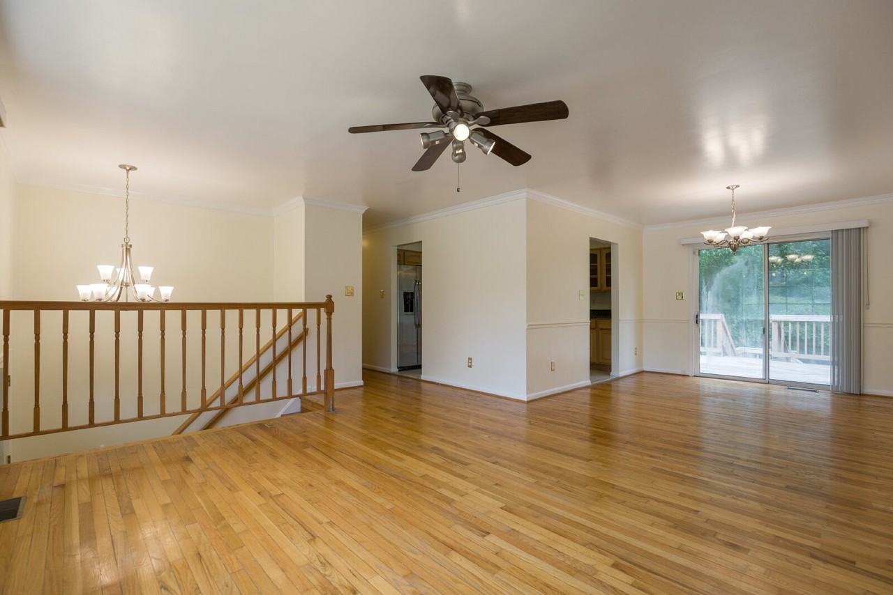 2411 Old Gate Ct - Photo 2 of 27