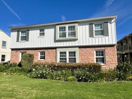 featured image of 1049 E Carson St