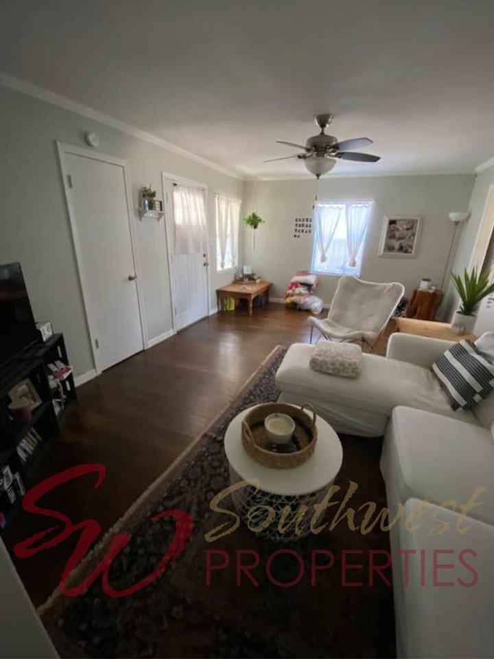 909 W Shirley St - Photo 2 of 9