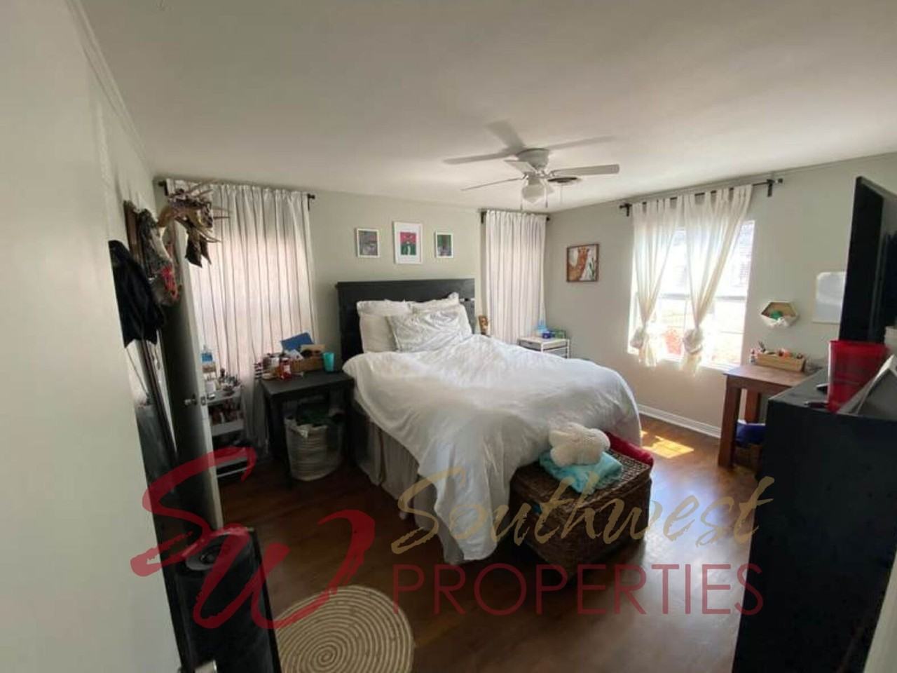 909 W Shirley St - Photo 3 of 9