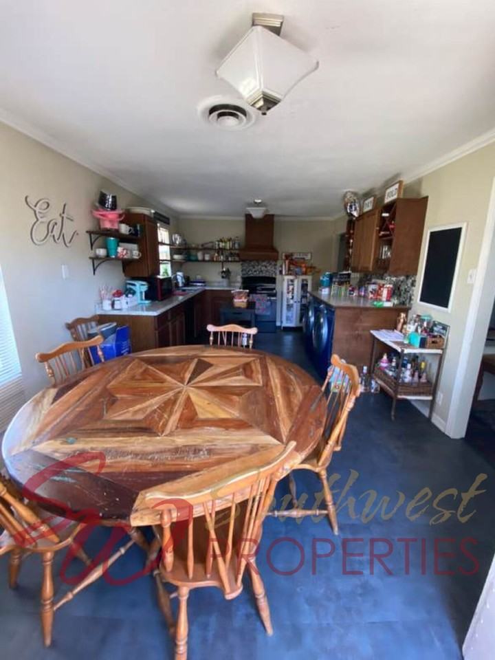 909 W Shirley St - Photo 6 of 9