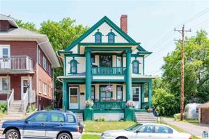 featured image of 318 N 12th Ave E